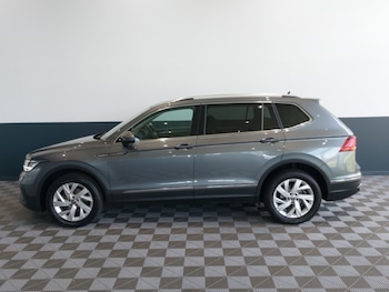 Used Volkswagen Tiguan Allspace 2023 for sale - 78033204: Photo