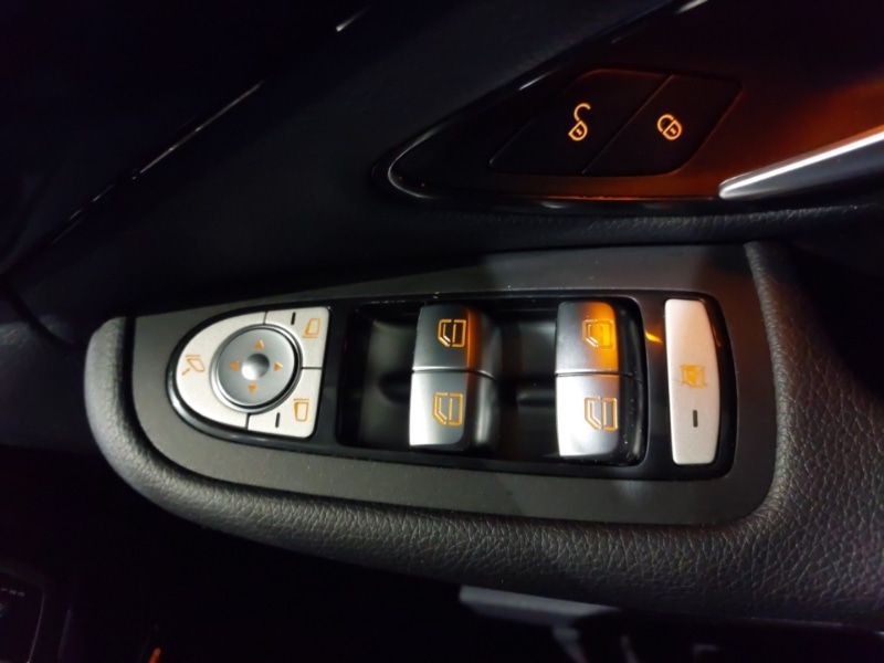 Used Mercedes-Benz C Class 2019 for sale - 76567360: Photo 19