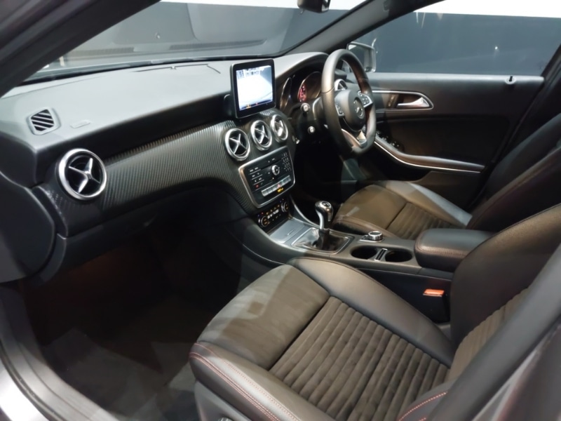 Used Mercedes-Benz A-Class 2018 for sale - 76606205: Photo 5