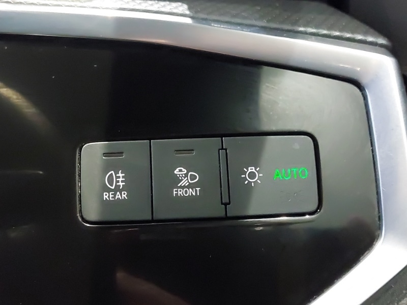 Used Audi Q3 2019 for sale - 77219294: Photo 19