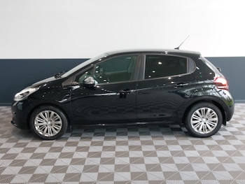 Used Peugeot 208 2019 for sale - 78094089: Photo