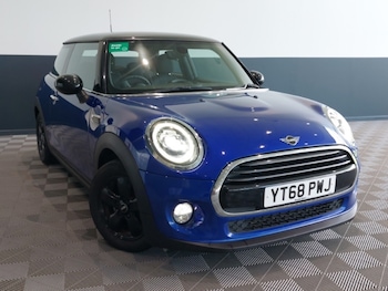 Used MINI Hatch 2018 for sale - 78511695: Photo