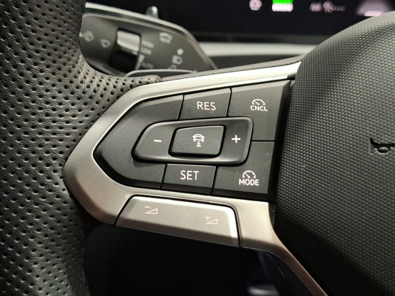 Used Volkswagen Tiguan 2024 for sale - 76958911: Photo 17