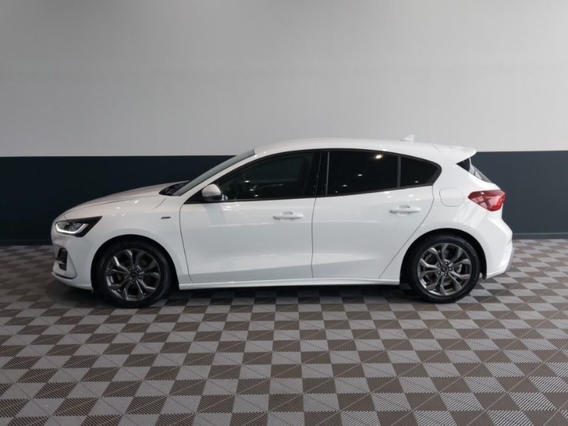 Used Ford Focus 2023 for sale - 77544445: Photo 4