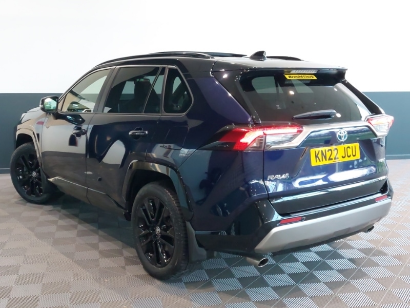 Used Toyota RAV4 2022 for sale - 77008732: Photo 3