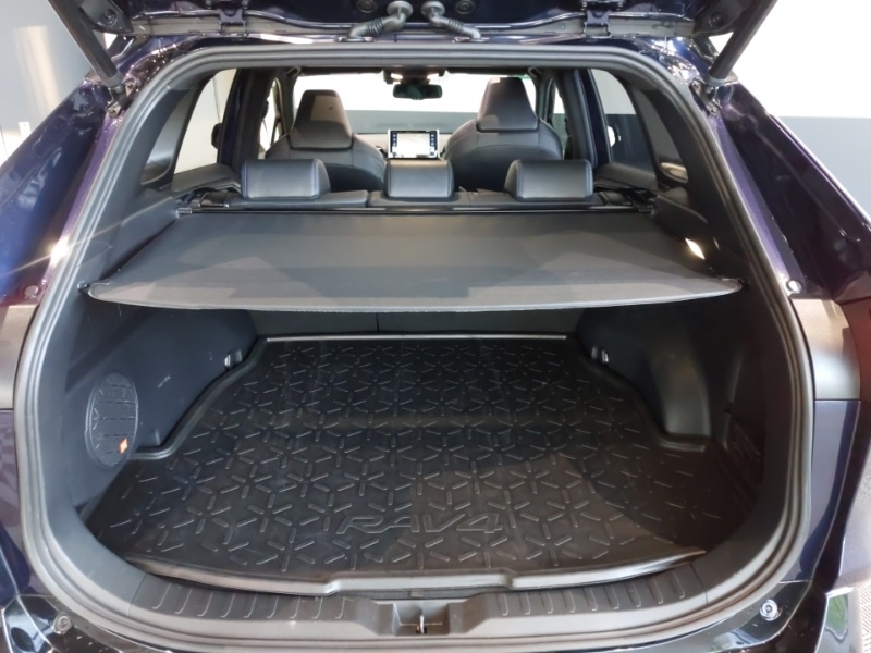 Used Toyota RAV4 2022 for sale - 77008732: Photo 8