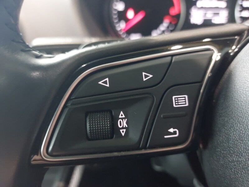 Used Audi Q2 2017 for sale - 76602401: Photo 13