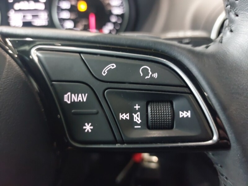 Used Audi Q2 2017 for sale - 76602401: Photo 14