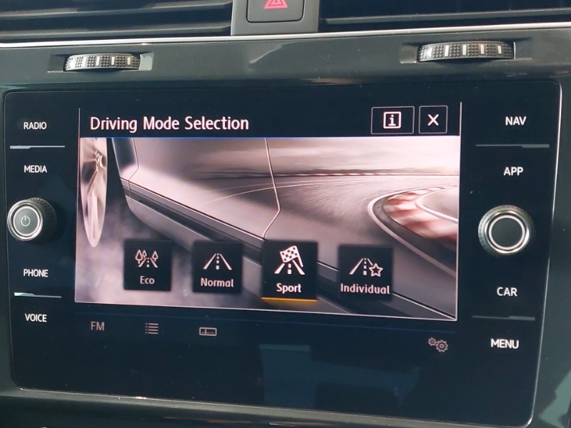 Used Volkswagen Golf 2020 for sale - 76140984: Photo 16