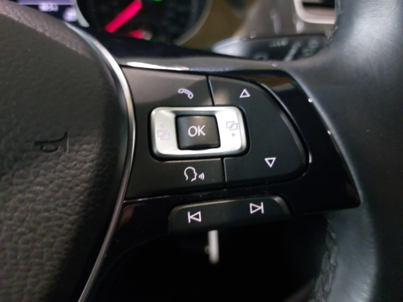 Used Volkswagen Golf 2018 for sale - 76656690: Photo 15