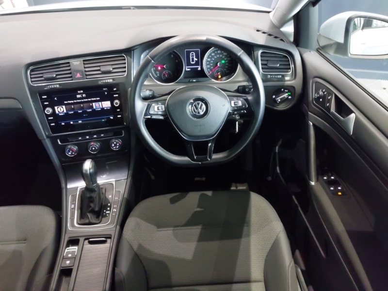 Used Volkswagen Golf 2018 for sale - 76656690: Photo 7