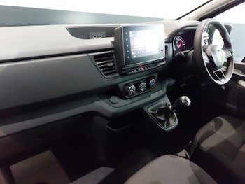 Used Renault Trafic 2024 for sale - 76511708: Photo