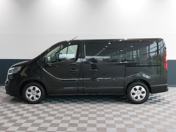Used Renault Trafic 2024 for sale - 76511708: Photo