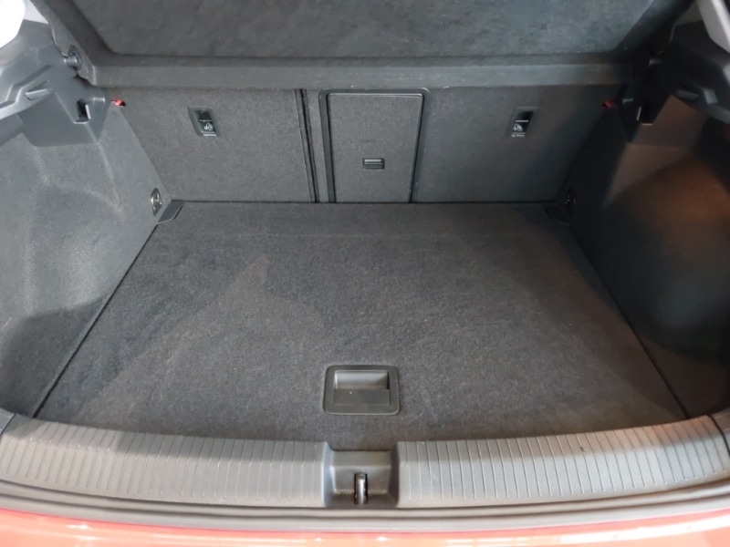 Used Volkswagen T-Roc 2019 for sale - 77751821: Photo 8