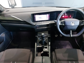 Used Vauxhall Astra 2023 for sale - 75926432: Photo