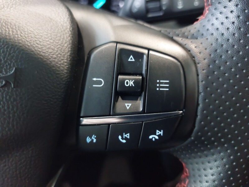 Used Ford Focus 2023 for sale - 76860655: Photo 15