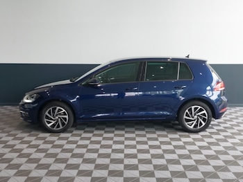 Used Volkswagen Golf 2019 for sale - 78968412: Photo