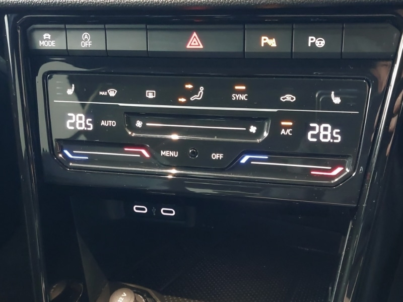 Used Volkswagen T-Roc 2023 for sale - 78046522: Photo 17