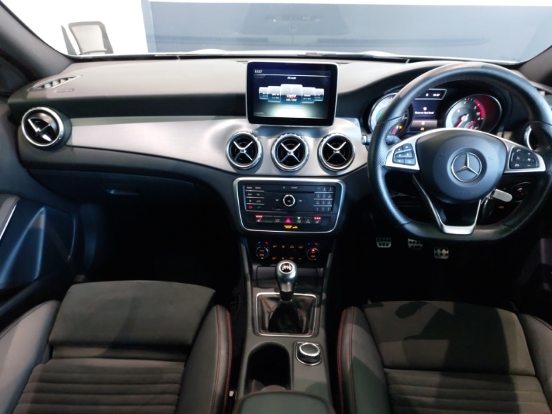Used Mercedes-Benz GLA 2016 for sale - 76116524: Photo 2