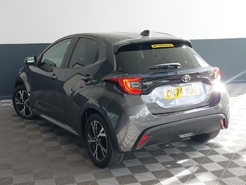 Used Toyota Yaris 2024 for sale - 78183790: Photo