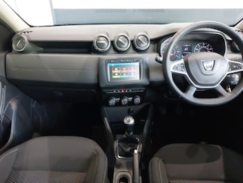 Used Dacia Duster 2020 for sale - 79457621: Photo