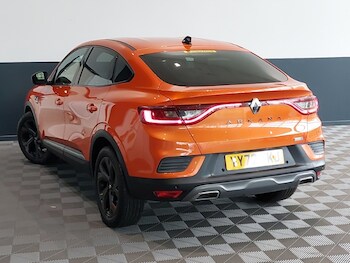 Used Renault Arkana 2022 for sale - 77678285: Photo