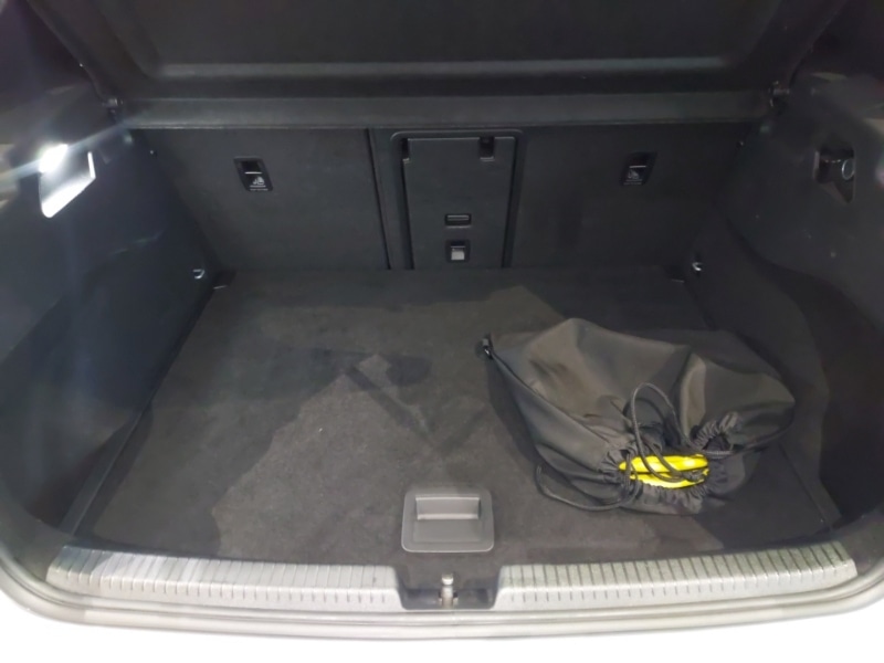 Used Volkswagen ID.3 2021 for sale - 77252223: Photo 8