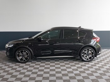Used Ford Focus 2023 for sale - 78499002: Photo