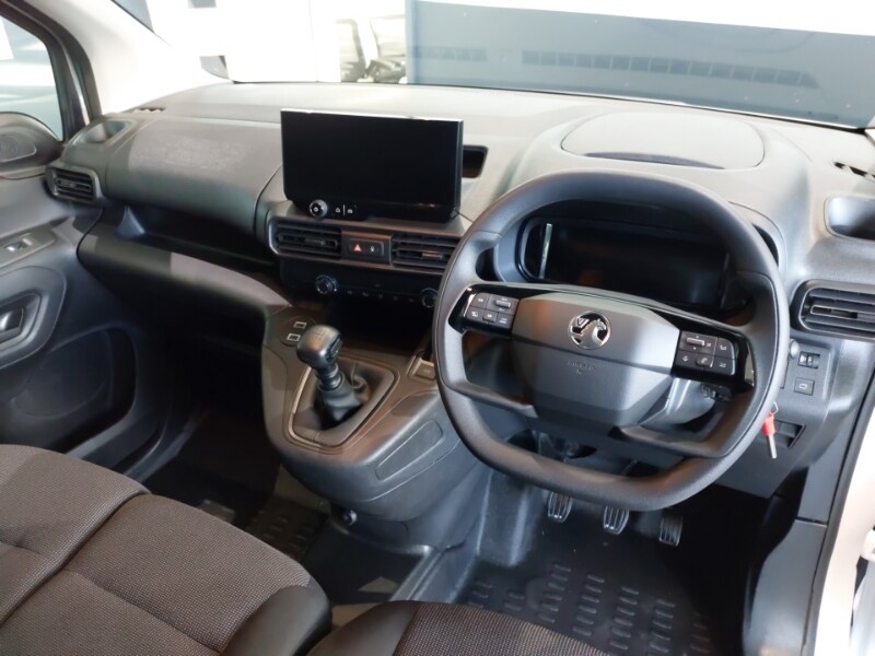 Used Vauxhall Combo 2024 for sale - 76880455: Photo 2
