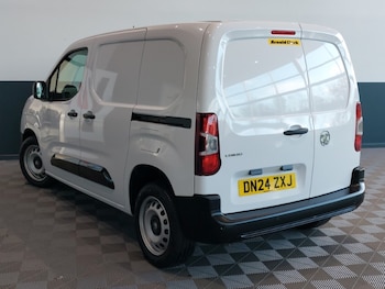 Used Vauxhall Combo 2024 for sale - 76880455: Photo