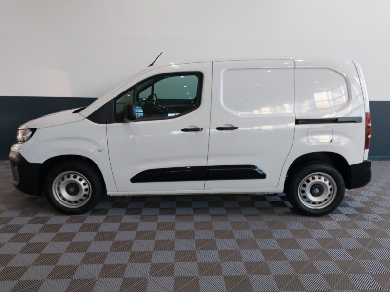 Used Vauxhall Combo 2024 for sale - 76880455: Photo 4