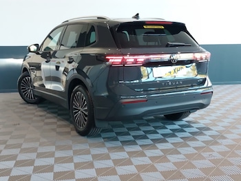 Used Volkswagen Tiguan 2024 for sale - 76165909: Photo