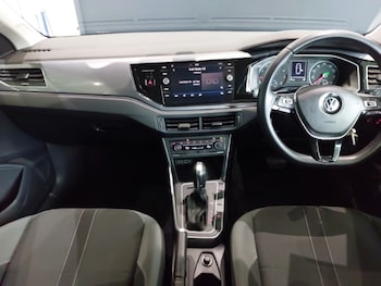 Used Volkswagen Polo 2019 for sale - 78093904: Photo