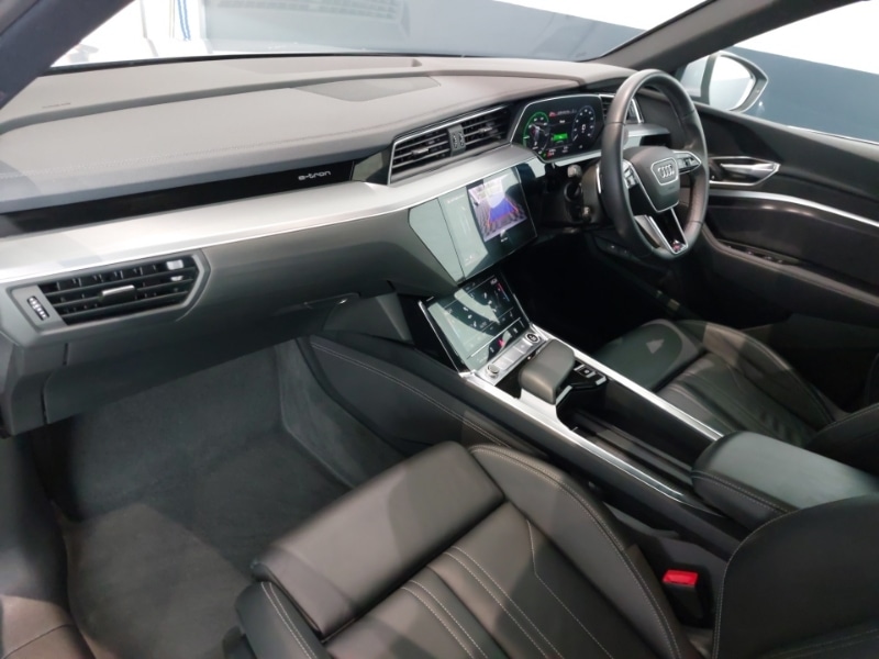 Used Audi e-tron 2022 for sale - 78099135: Photo 5