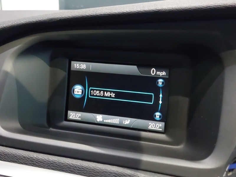 Used Volvo V40 2016 for sale - 77008730: Photo 10