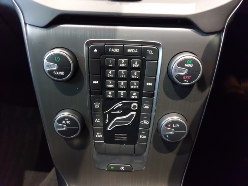 Used Volvo V40 2016 for sale - 77008730: Photo 14