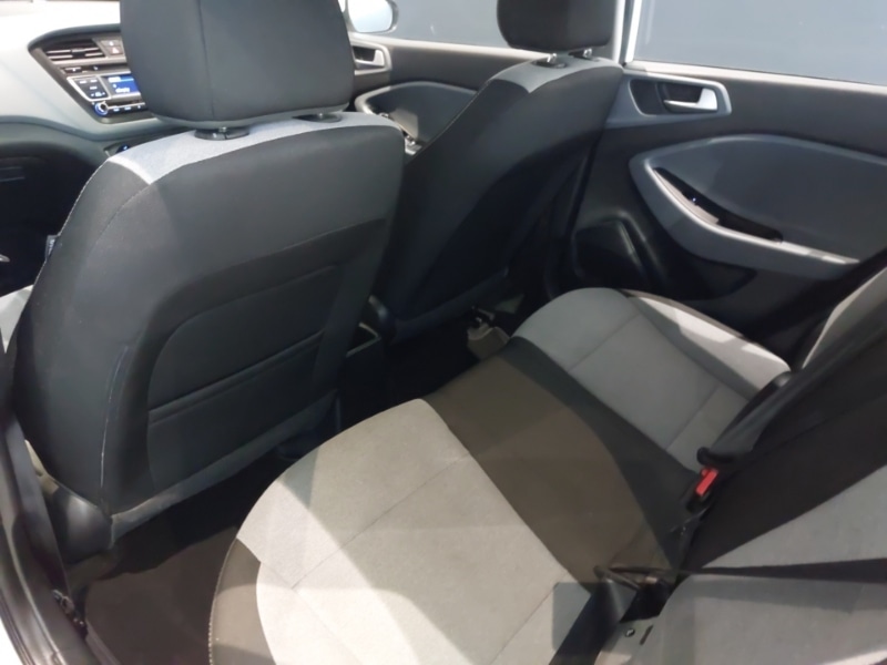 Used Hyundai i20 2016 for sale - 77596487: Photo 6