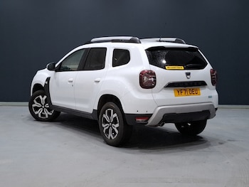 Used Dacia Duster 2021 for sale - 77115156: Photo