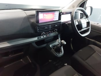 Used Vauxhall Vivaro 2024 for sale - 76732015: Photo