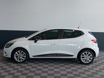 Used Renault Clio 2018 for sale - 78670034: Photo