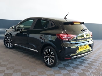 Used Renault Clio 2019 for sale - 78369370: Photo