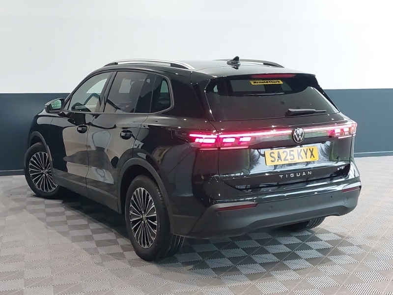 Used Volkswagen Tiguan 2025 for sale - 77252238: Photo 3