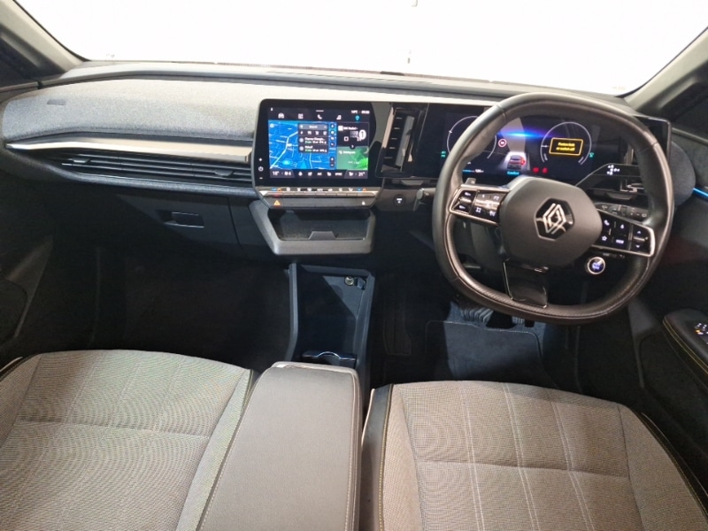 Used Renault Megane E Tech 2024 for sale - 76663883: Photo 2