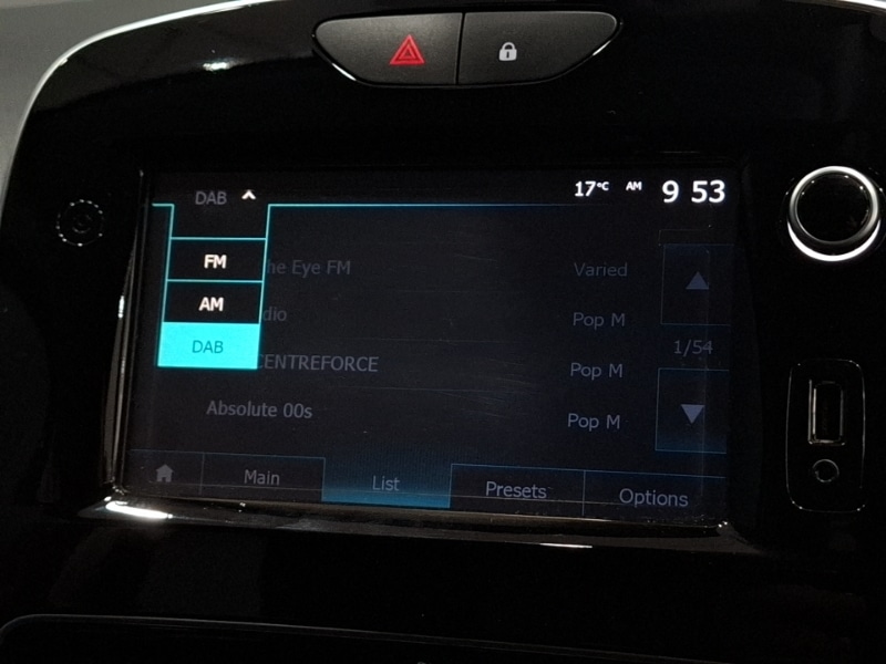 Used Renault Clio 2017 for sale - 76471474: Photo 14