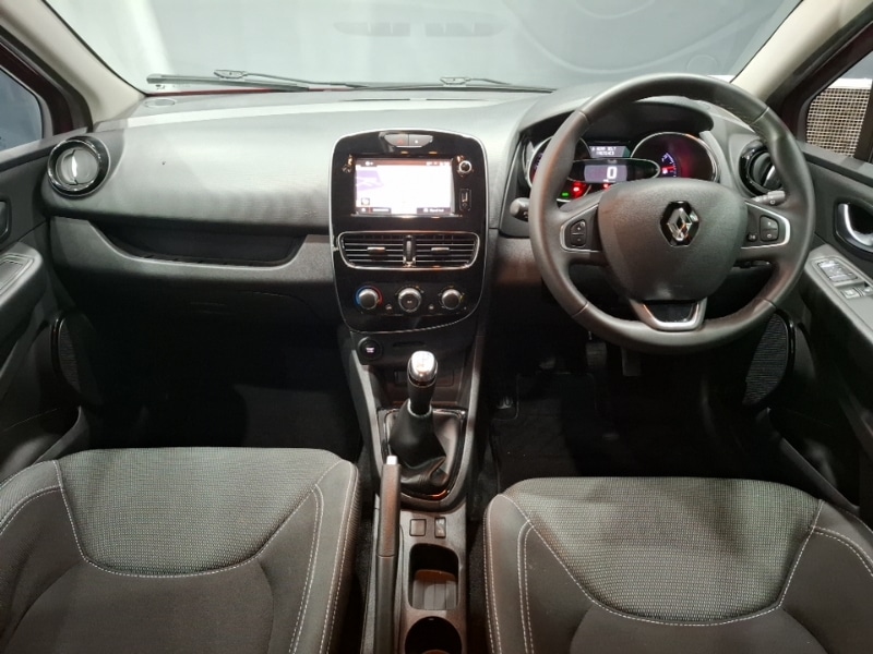 Used Renault Clio 2017 for sale - 76471474: Photo 2