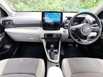 Used Toyota Yaris 2022 for sale - 73455932: Photo