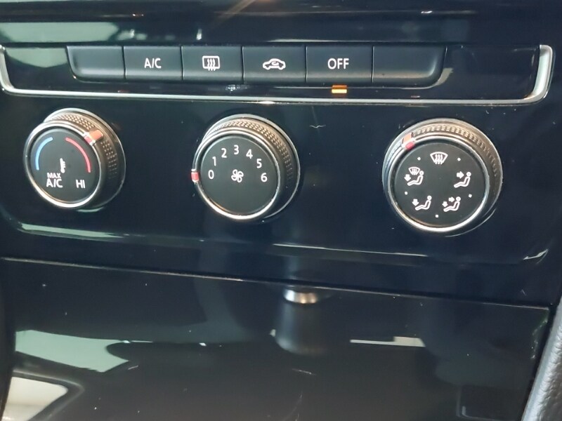 Used Volkswagen Golf 2019 for sale - 76533451: Photo 18