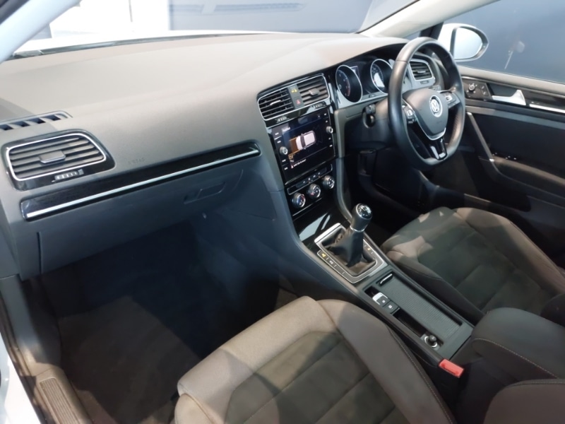 Used Volkswagen Golf 2019 for sale - 76533451: Photo 5