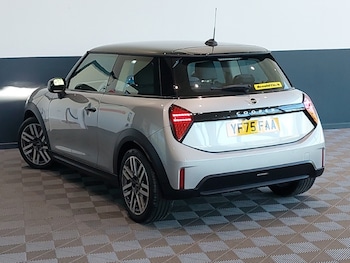Used MINI Cooper 2025 for sale - 79078036: Photo