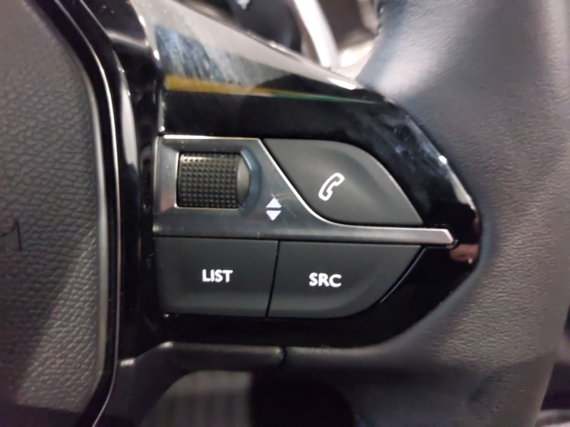 Used Peugeot 2008 2023 for sale - 76543874: Photo 15